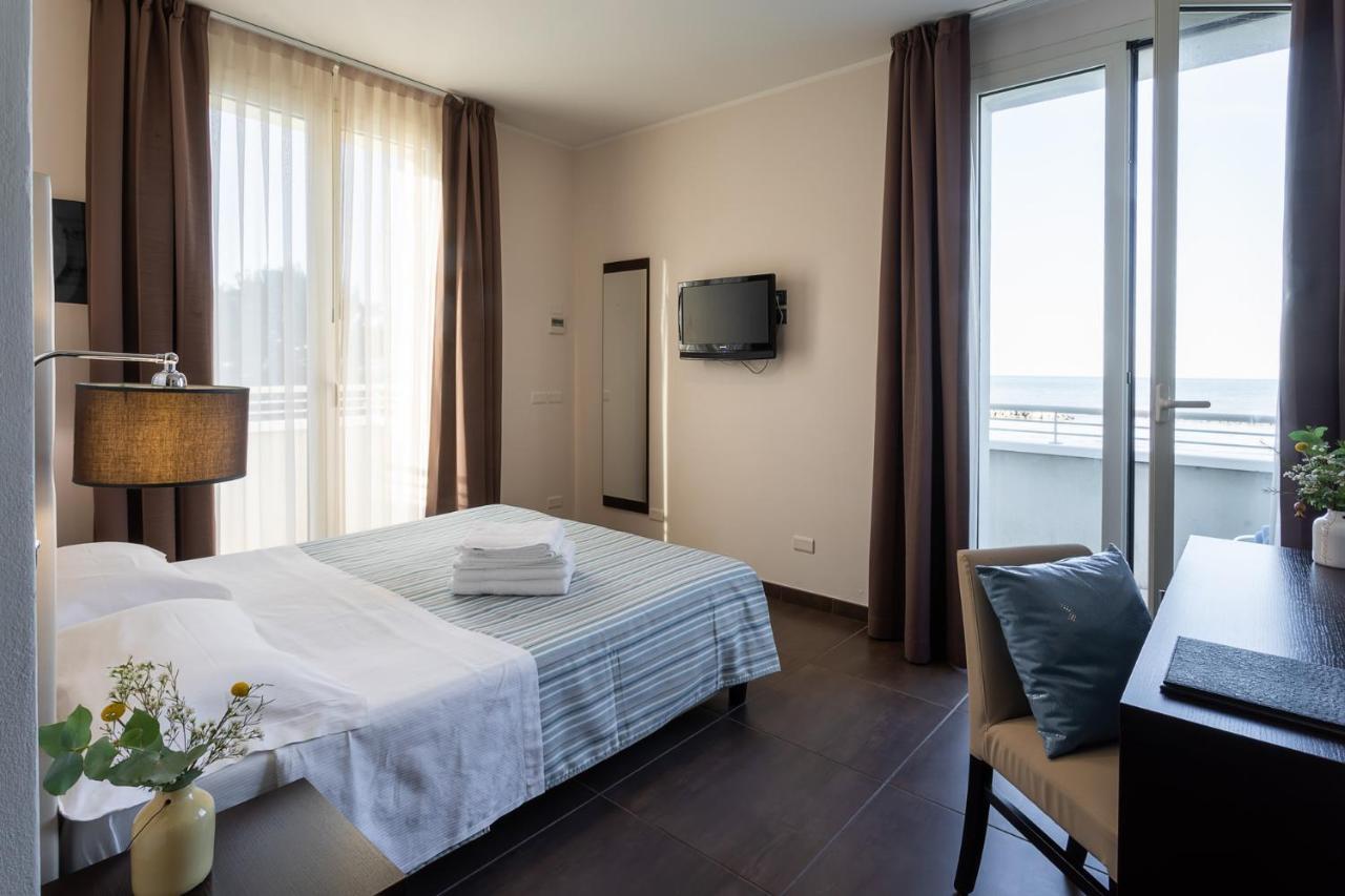 Gimmi Hotel Rimini Exterior foto